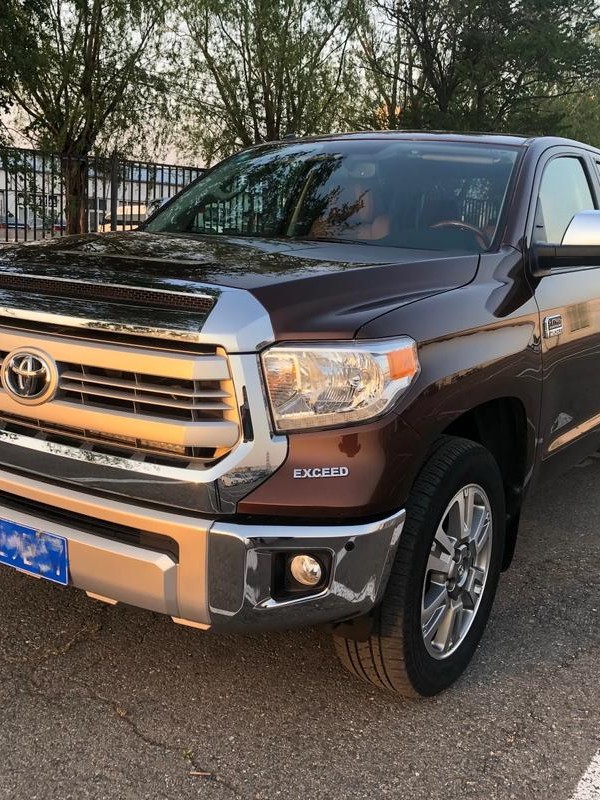 2017款豐田坦途1794加規(guī)版港口最便宜汽車售價多少錢（17款豐田坦途1794版配置詳解圖）